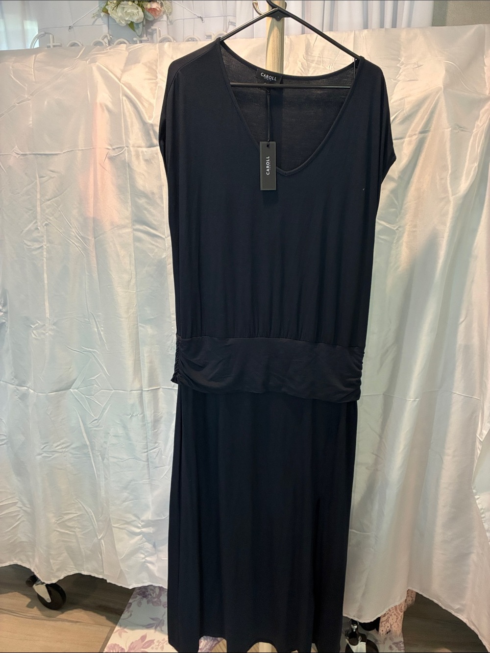 Caroll Navy Blue V-Neck Maxi Dress with Gathered Waist